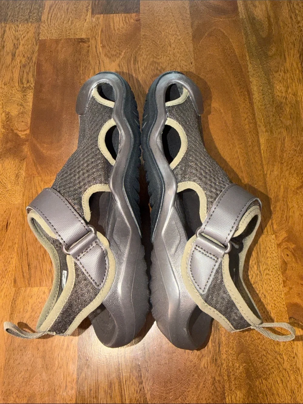 CROCS Swiftwater Men's Taupe and Beige Mesh Sport Slides